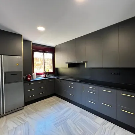 Svoy Magnifica Villa En Benahavis Ferienhaus Estepona