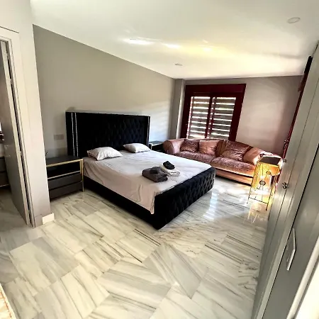 Svoy Magnifica Villa En Benahavis Ferienhaus *